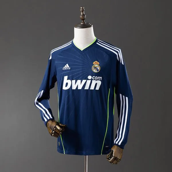 Camiseta de fútbol Real Madrid 2010/11 VISITANTE MANGA LARGA VERSION FAN